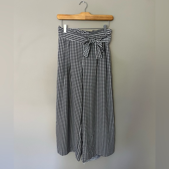 Navy gingham wide leg culottes with tie waist - Picture 2 of 4